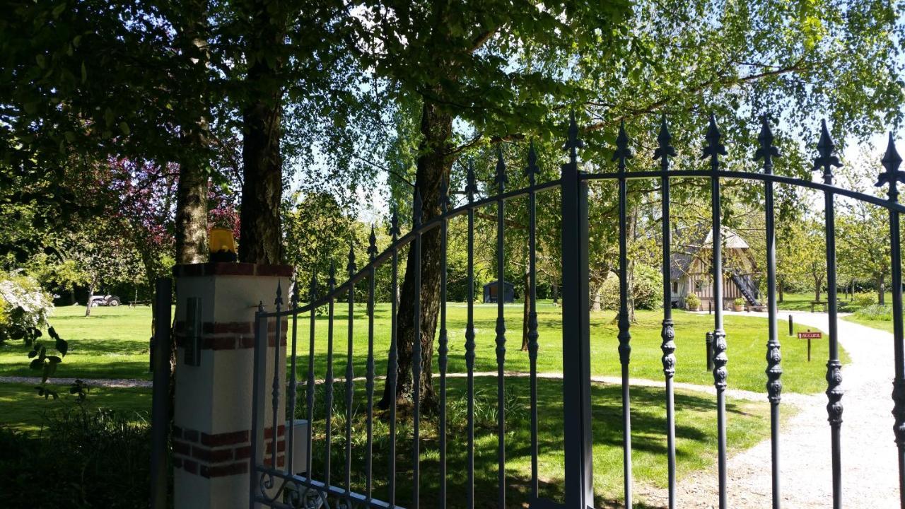 Au Detour D'Un Chemin Bed & Breakfast Manneville-la-Raoult Eksteriør bilde